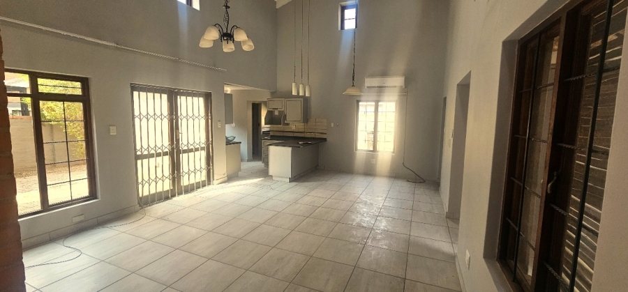 3 Bedroom Property for Sale in Waterval East North West